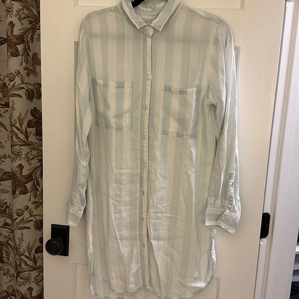 Rails blue and white long sleeve button down dress